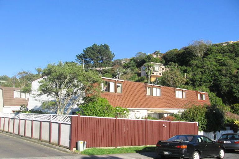 Photo of property in 5/2 Burdendale Grove, Churton Park, Wellington, 6037