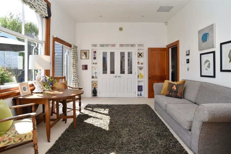 Photo of property in 30 Gresford Street, Edgeware, Christchurch, 8013