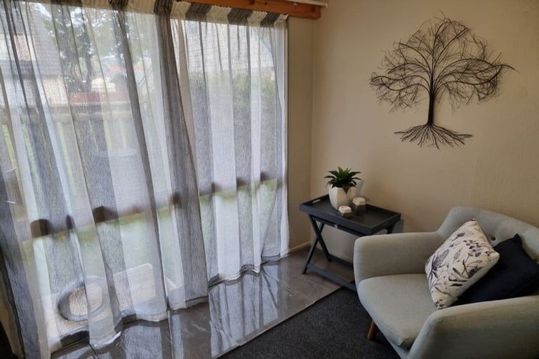 Photo of property in 2/16a Ranfurly Street, Trentham, Upper Hutt, 5018