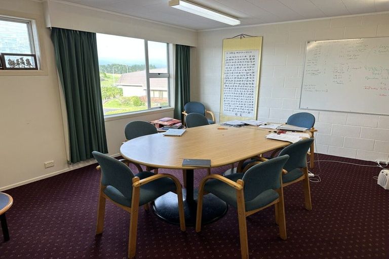 Photo of property in 4 Henwood Road, Mangere East, Auckland, 2024