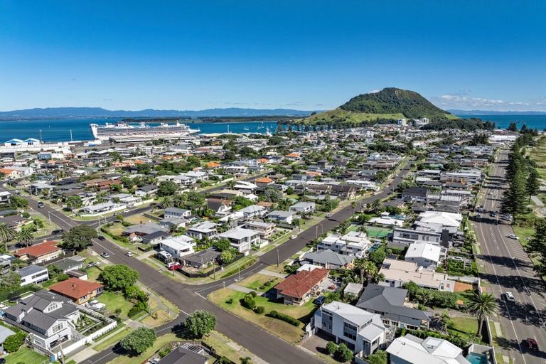 Photo of property in 16 Sutherland Avenue, Mount Maunganui, 3116