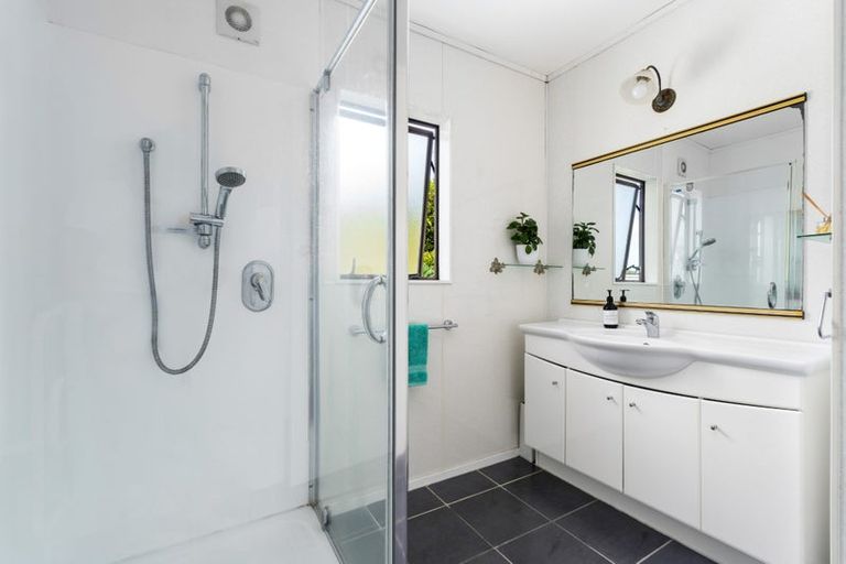 Photo of property in 6 Munro Street, Onerahi, Whangarei, 0110