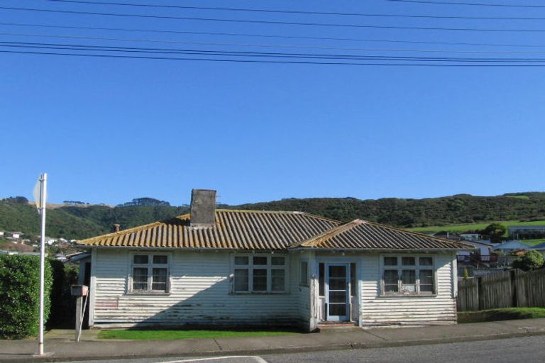 Photo of property in 43 Ngatitoa Street, Takapuwahia, Porirua, 5022