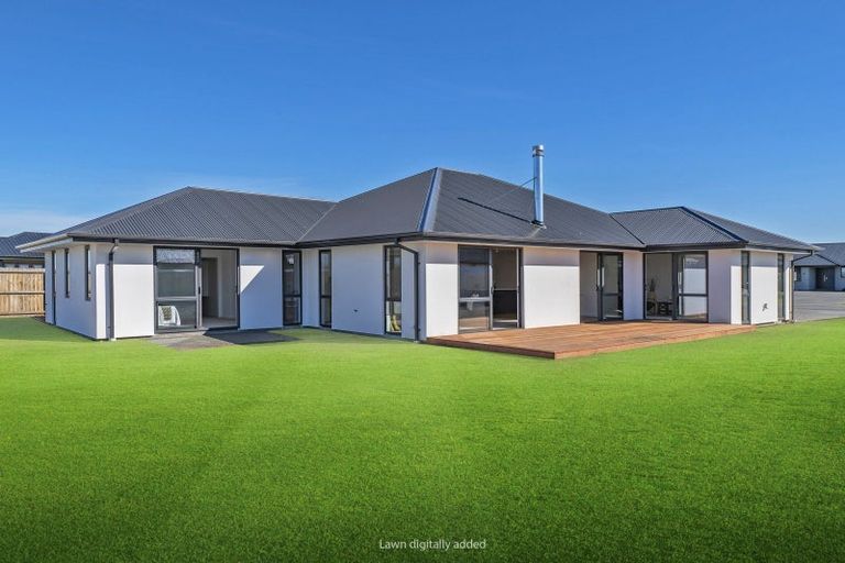 Photo of property in 15 Merino Crescent, Kirwee, 7571