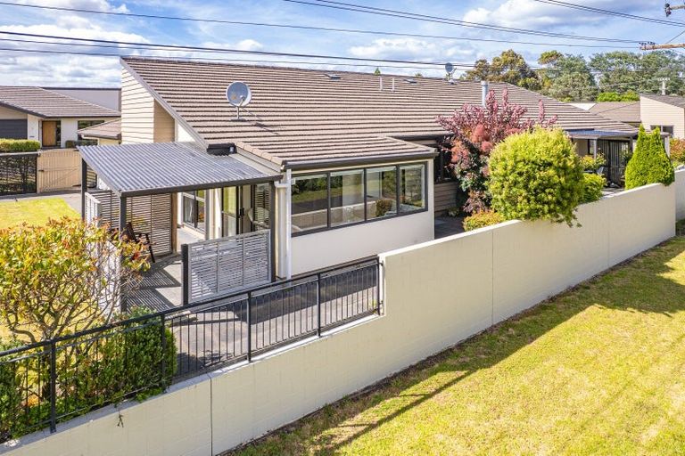 Photo of property in Caversham Park, 2/29 Caversham Road, Westmere, Whanganui, 4501