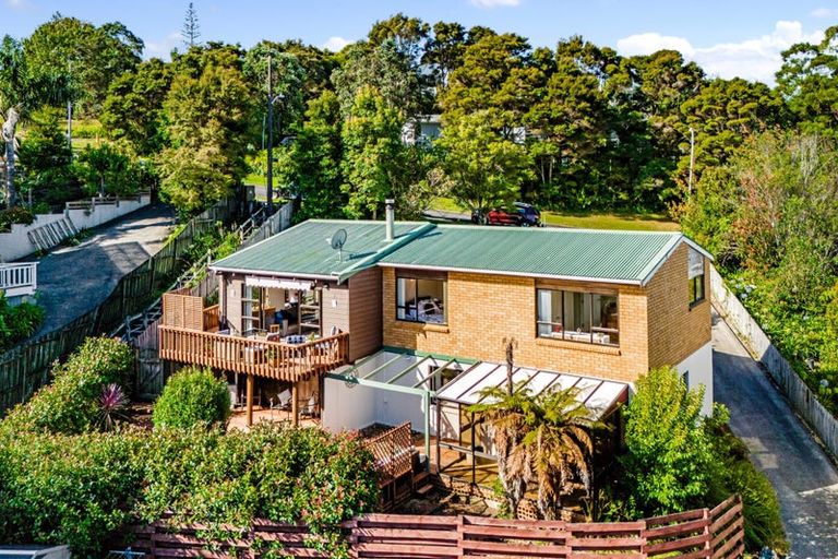 Photo of property in 16 Stredwick Drive, Torbay, Auckland, 0630