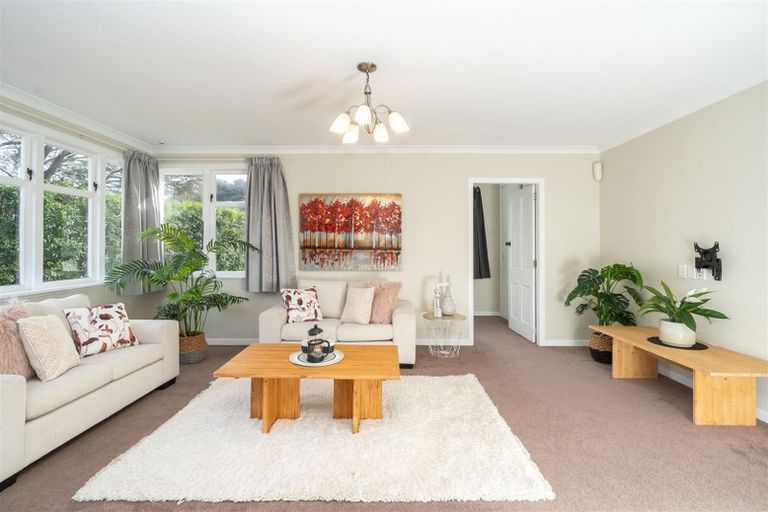 Photo of property in 2 Tranmere Road, Fairfield, Hamilton, 3214