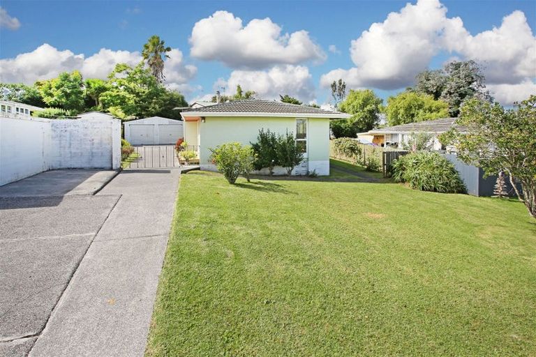 Photo of property in 13 Totara Street, Waiuku, 2123