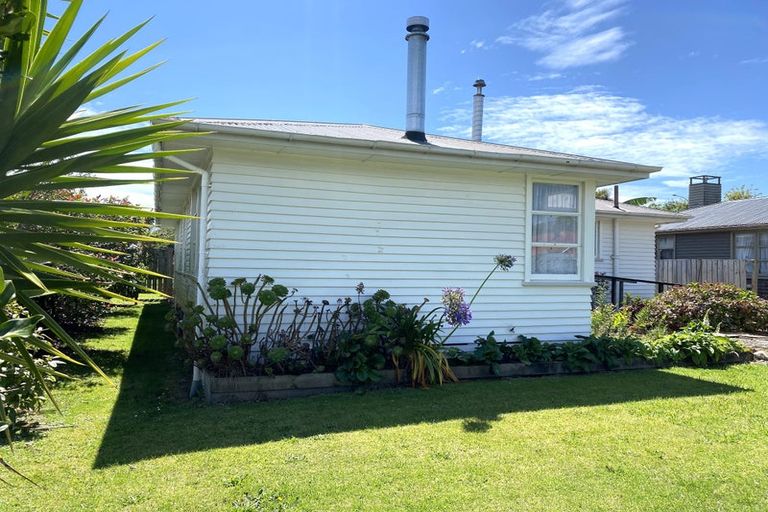 Photo of property in 135 Brougham Street, Westport, 7825