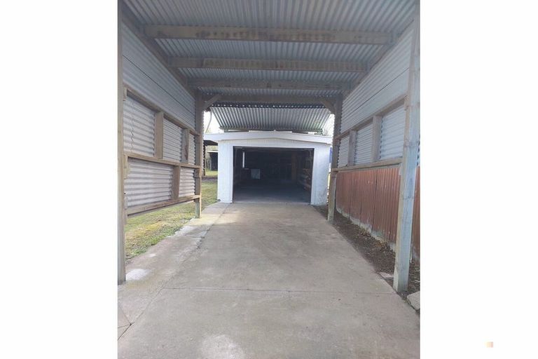 Photo of property in 25 Waimate Highway, Makikihi, Waimate, 7978