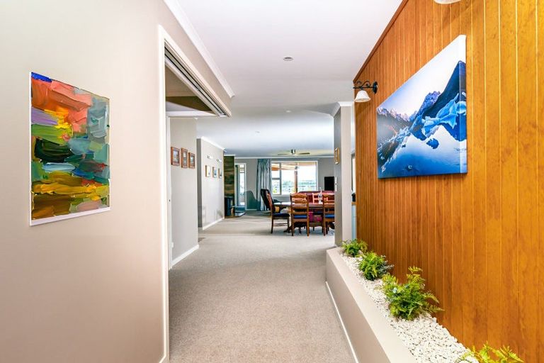 Photo of property in 15 The Drive, Twizel, 7999