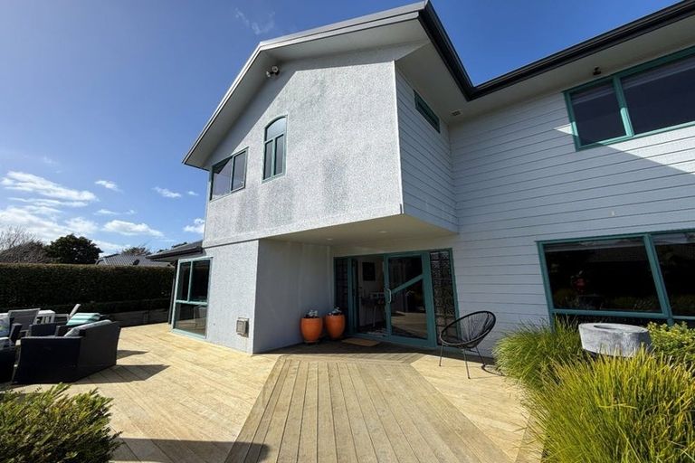 Photo of property in 20 Sunrise Avenue, Mount Maunganui, 3116