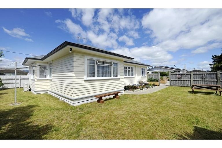 Photo of property in 121 Muritai Street, Tahunanui, Nelson, 7011