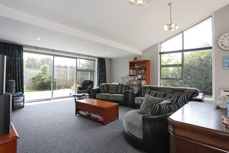 Photo of property in 14 John Street, Otatara, Invercargill, 9879