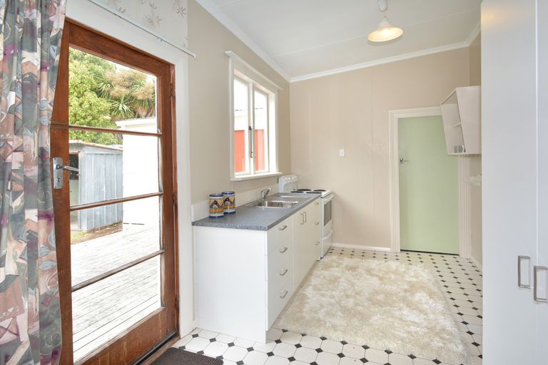 Photo of property in 11 Kings Avenue, Saint Kilda, Dunedin, 9012