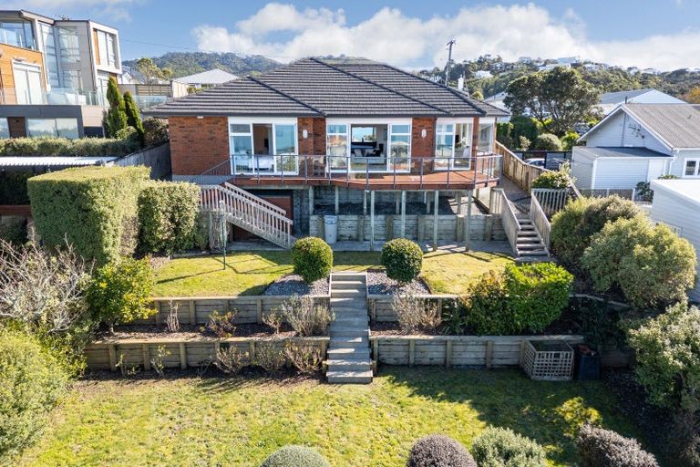 Photo of property in 18 Mandalay Terrace, Khandallah, Wellington, 6035