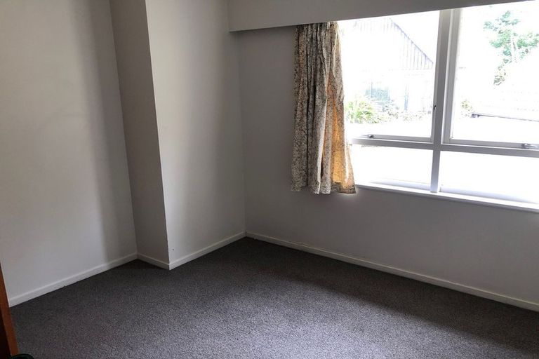 Photo of property in 3/7 Luplau Crescent, Cockle Bay, Auckland, 2014