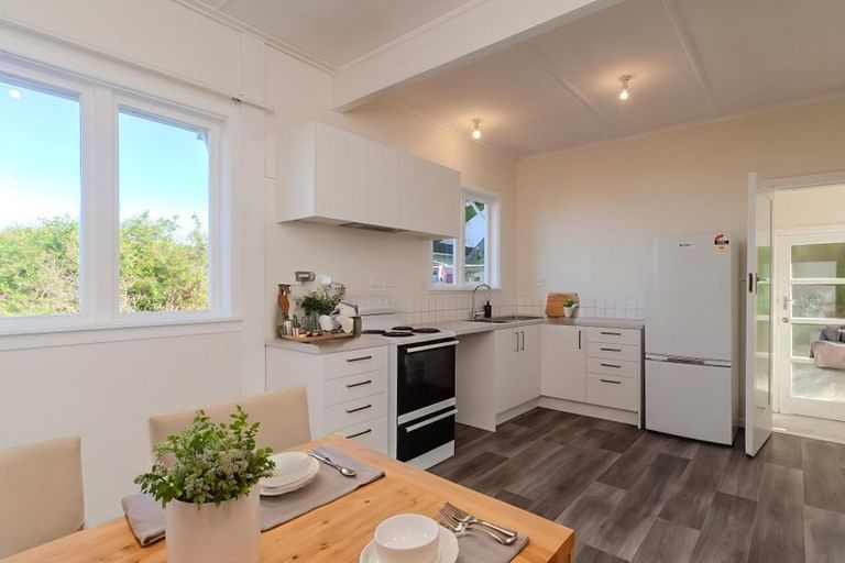 Photo of property in 30 Espin Crescent, Karori, Wellington, 6012