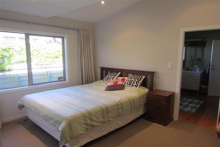 Photo of property in 37 Riverstone Drive, Riverstone Terraces, Upper Hutt, 5018