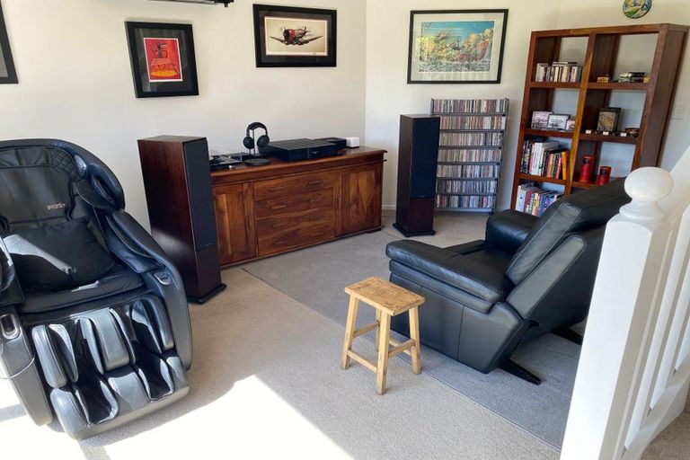 Photo of property in Rangeview Villas, 56/9 Fuller Close, Levin, 5510