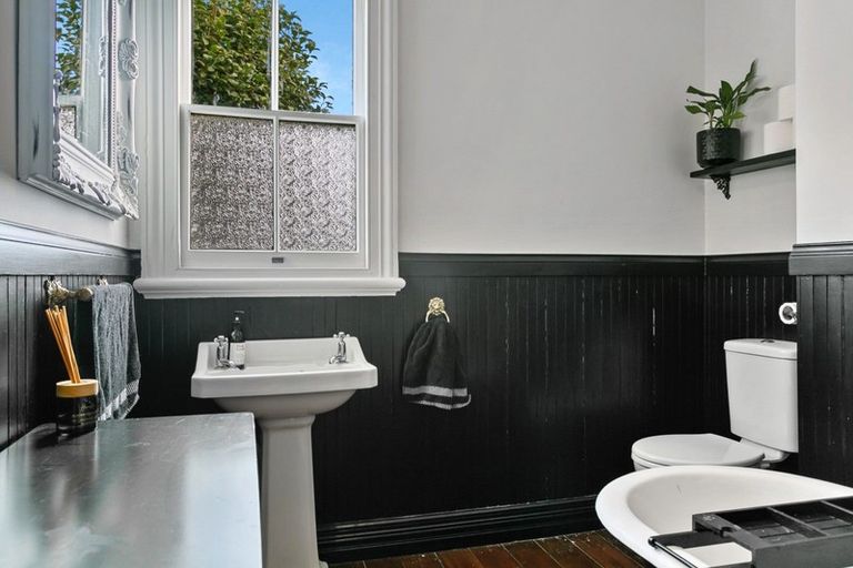 Photo of property in 130 Hyde Avenue, Richmond Heights, Taupo, 3330