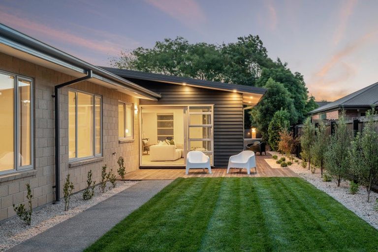 Photo of property in 375b Harewood Road, Bishopdale, Christchurch, 8053