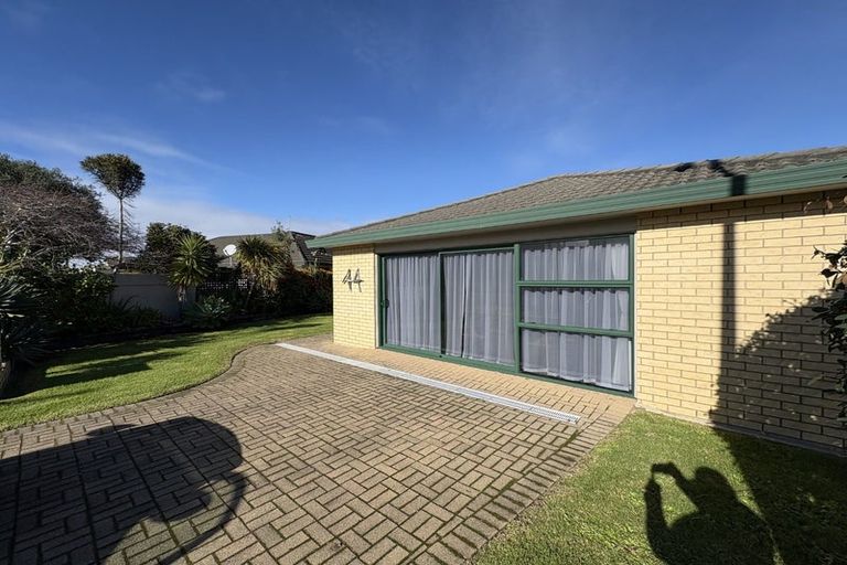 Photo of property in 44 Harbour Road, Ohope, 3121