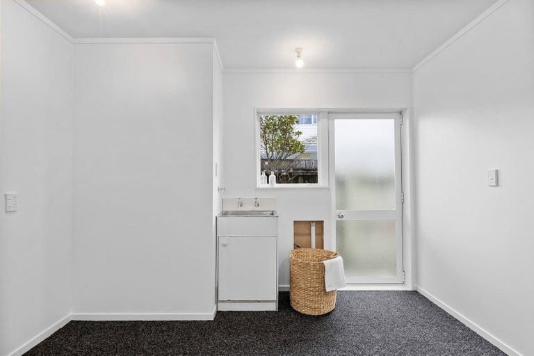 Photo of property in 2/448 Hibiscus Coast Highway, Orewa, 0931