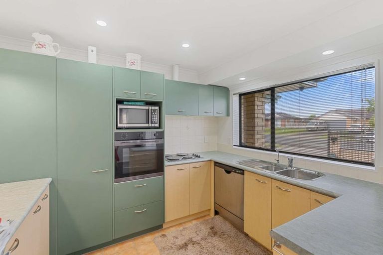 Photo of property in 335 Mahia Road, Weymouth, Auckland, 2103