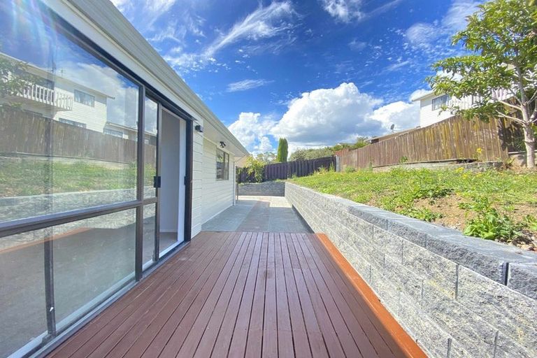 Photo of property in 71 Kennedy Avenue, Forrest Hill, Auckland, 0620