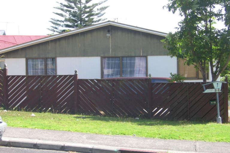 Photo of property in 2/2 Ludlow Terrace, Totara Vale, Auckland, 0627