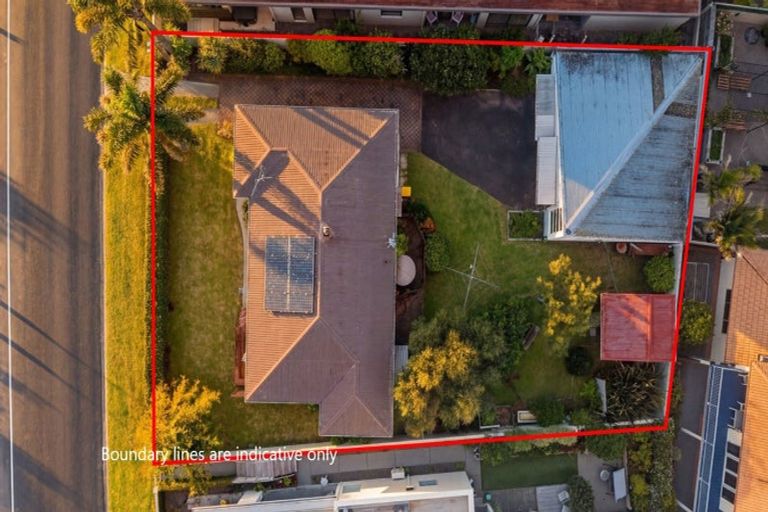 Photo of property in 102 Harbour Drive, Otumoetai, Tauranga, 3110