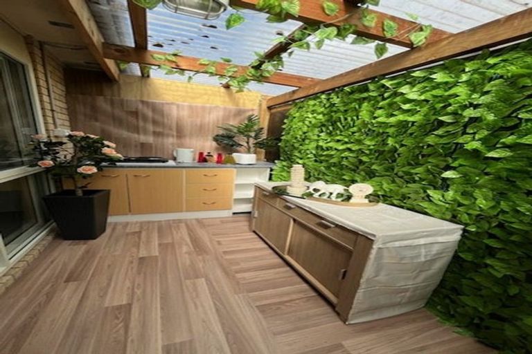 Photo of property in 25 Baltersan Drive, Flat Bush, Auckland, 2016