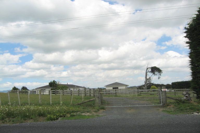 Photo of property in 229 Walters Road, Karaka, Papakura, 2580