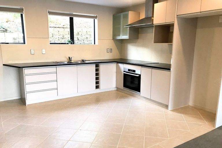 Photo of property in 39a Triangle Road, Massey, Auckland, 0614