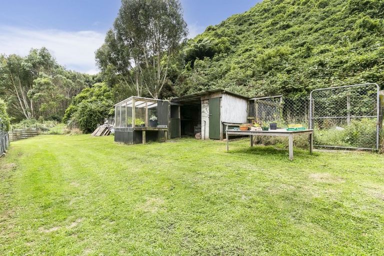 Photo of property in 287 South Karori Road, Karori, Wellington, 6012