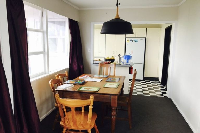 Photo of property in 2/28 Norman Road, Hauraki, Auckland, 0622
