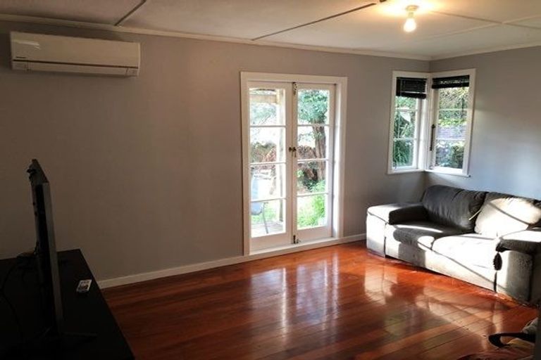 Photo of property in 15 Mcclintock Street, Whau Valley, Whangarei, 0112