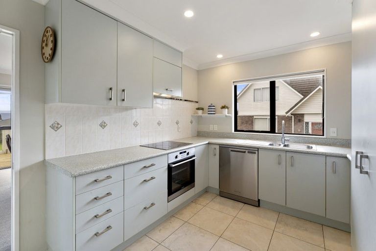 Photo of property in 7 Major Durie Place, Waikanae Beach, Waikanae, 5036