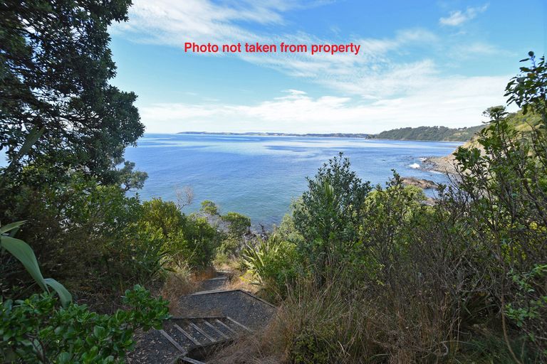 Photo of property in 42 Wonderview Road, Leigh, 0985