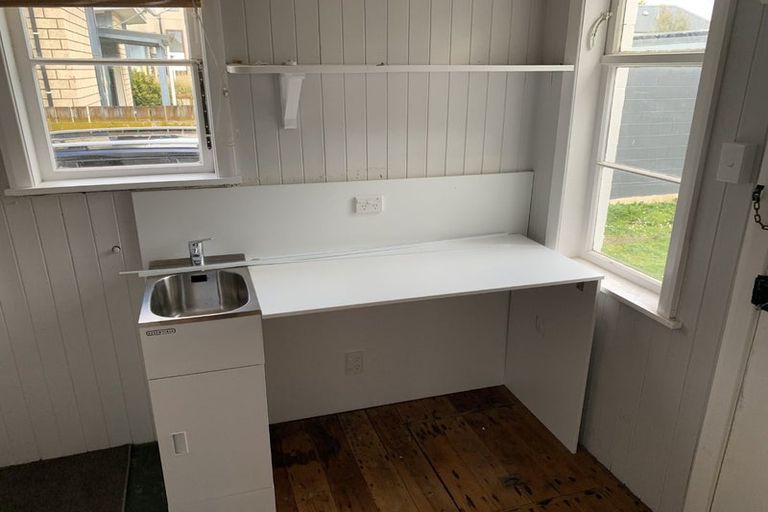 Photo of property in 125 Oxford Terrace, Epuni, Lower Hutt, 5011