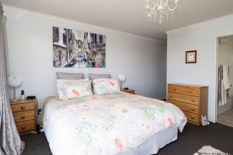 Photo of property in 17 Torbay Avenue, Huntingdon, Ashburton, 7774