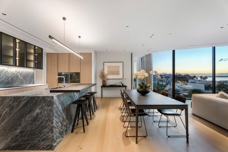 Photo of property in 2/20 Devore Street, Saint Heliers, Auckland, 1071