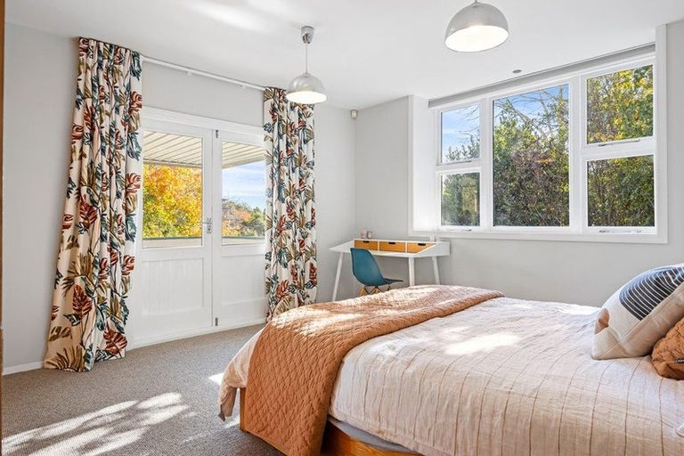 Photo of property in 55 Valley Road, Cashmere, Christchurch, 8022