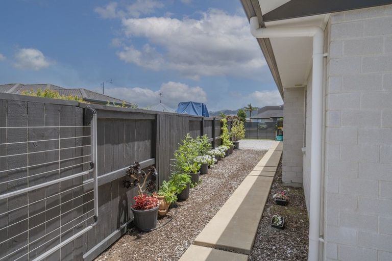 Photo of property in 22 Kupe Drive, Whitianga, 3510