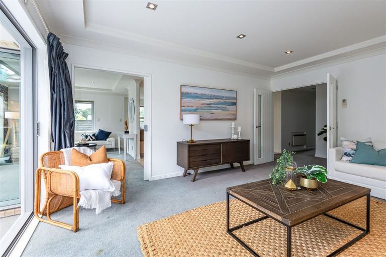 Photo of property in 28 Holbrook Way, Westmorland, Christchurch, 8025