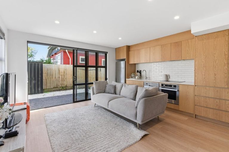 Photo of property in 1/13 Moa Place, Christchurch Central, Christchurch, 8013