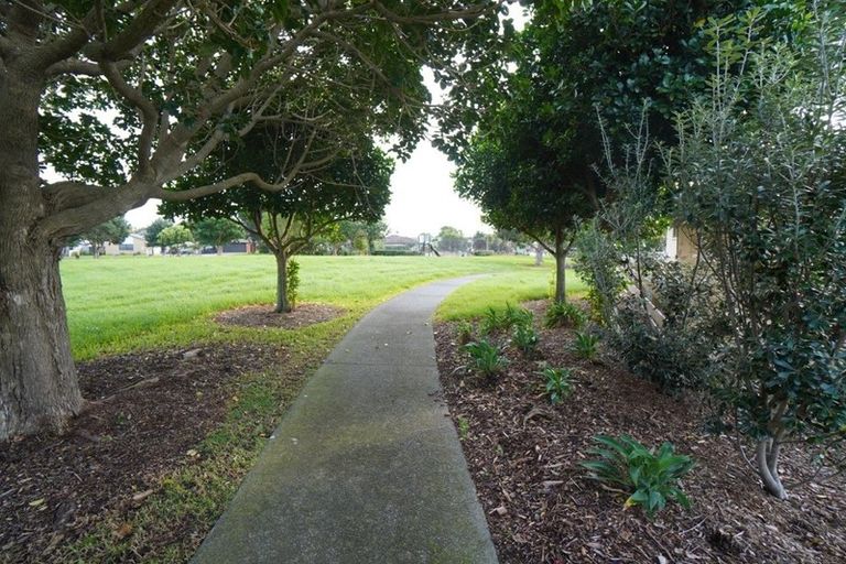 Photo of property in 370 One Tree Point Road, One Tree Point, 0118