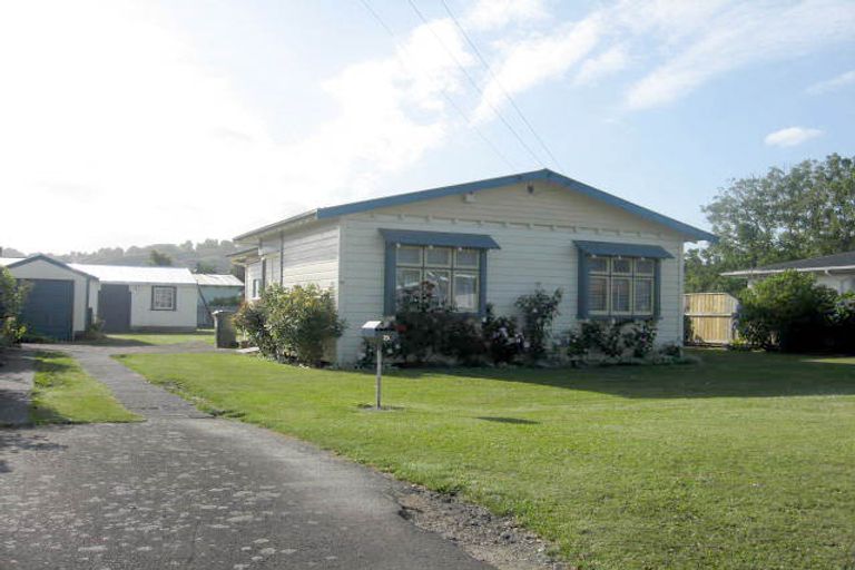 Photo of property in 15 Madras Street, Aramoho, Whanganui, 4500