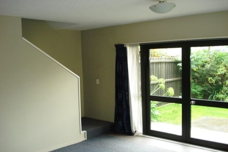 Photo of property in 4/36 Mathesons Road, Phillipstown, Christchurch, 8011